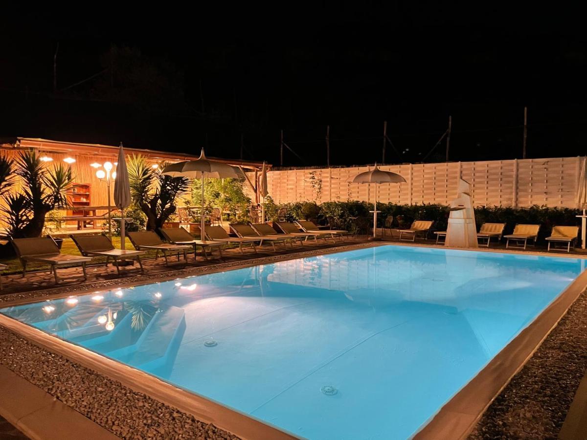 Casa Sorrento, Immerso Nel Verde A Pochi Passi Dal Centro Екстер'єр фото